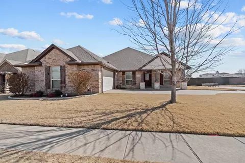 1653 Potomac Dr, Burleson, TX 76028