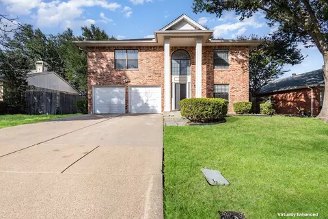 5315 Faireast Ct, Arlington, TX 76018