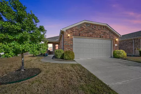8896 Shore Crest Rd, Frisco, TX 75036