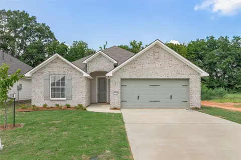 3371 Grand Lake Dr, Bossier City, LA 71111
