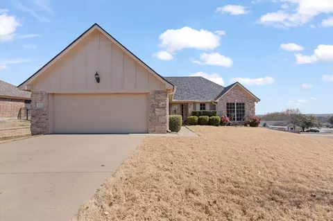 601 Paula Ter, Burleson, TX 76028