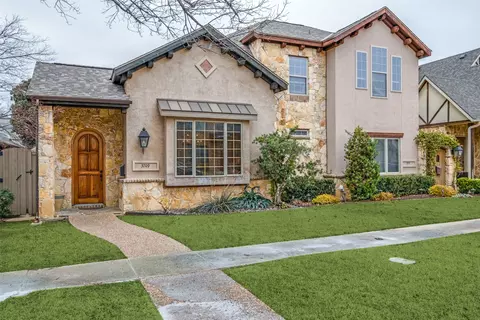 3709 W Beverly Dr, Dallas, TX 75209