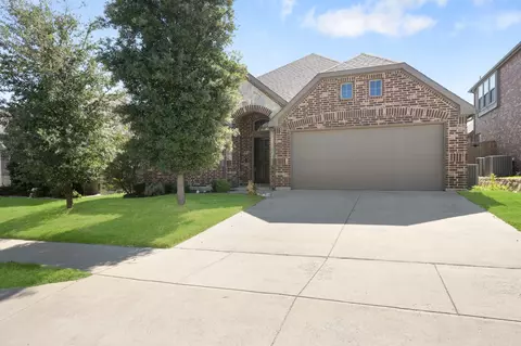 11729 Wax Myrtle Trl, Fort Worth, TX 76108