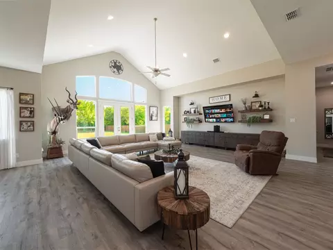 910 Declaration Dr, Nevada, TX 75173 photo 28
