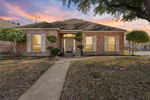 1920 W 3rd St, Clifton, TX 76634