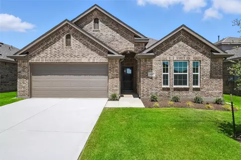 106 Patrick Henry Dr, Venus, TX 76084