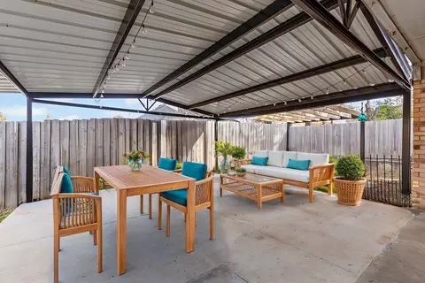 1942 Oxford Dr, Kaufman, TX 75142