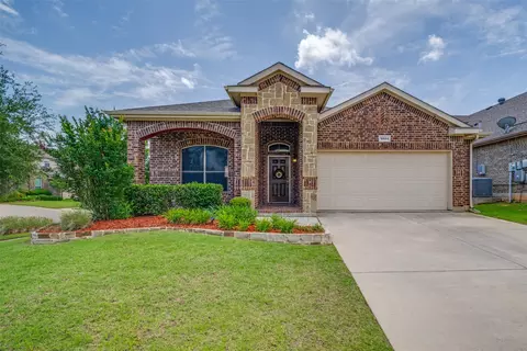 5904 Marsh Rail Dr, Denton, TX 76208