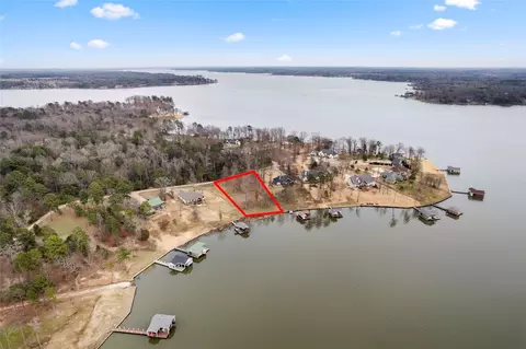 620 Caddo Point Trl, Scroggins, TX 75480