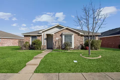 1837 Sierra Trl, Lancaster, TX 75146