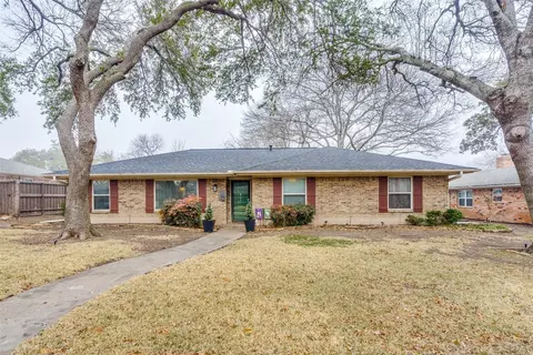 2405 Westridge Dr, Plano, TX 75075