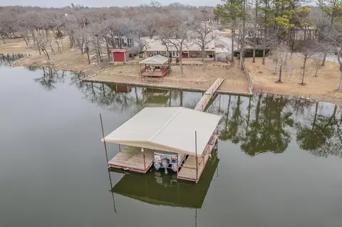 210 Koonce Rd, Bowie, TX 76230