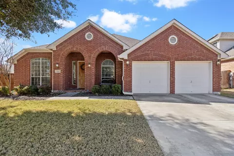 2107 Hillary Trl, Mansfield, TX 76063