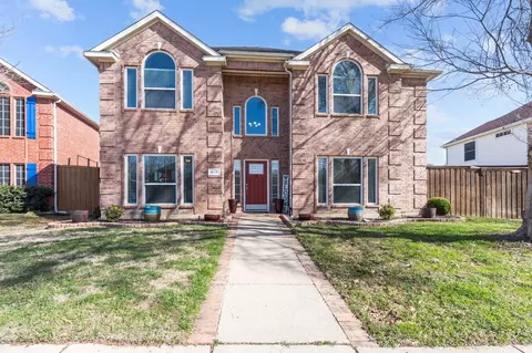 413 Misty Ln, Lewisville, TX 75067