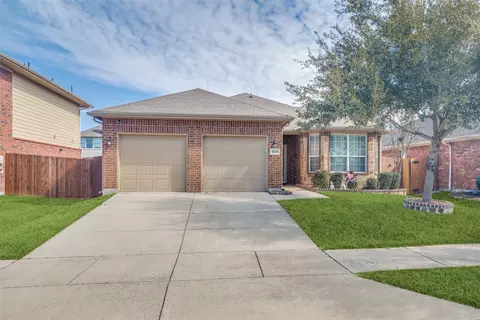 4020 Autumnwood Ln, Heartland, TX 75126