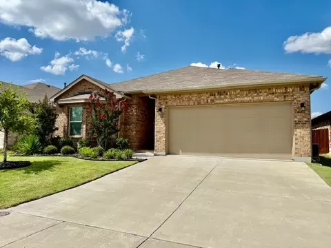 841 Holler Loop, Fort Worth, TX 76177