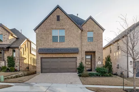 1720 Tallwich Dr, Carrollton, TX 75010