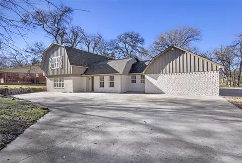 2019 Enchanted Ln, Lancaster, TX 75146