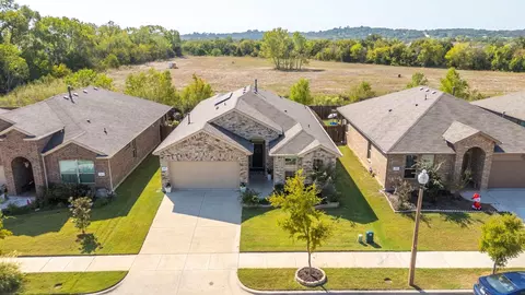 View/Area - 317 Oakbluff Dr, Denton, TX 76210 photo 2 of 8