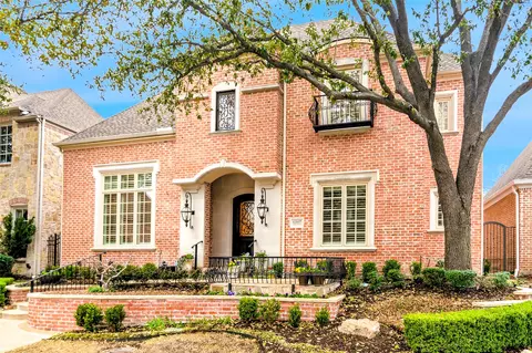 12037 Edgestone Rd, Dallas, TX 75230
