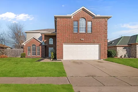5132 Garden Oaks Pl, Grand Prairie, TX 75052