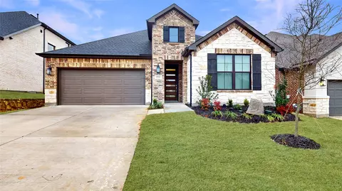 1512 Larson Ln, Denton, TX 76210
