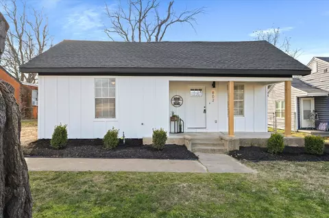 802 Lakey St, Denton, TX 76205