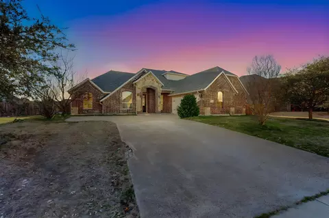 117 Stallion St, Waxahachie, TX 75165