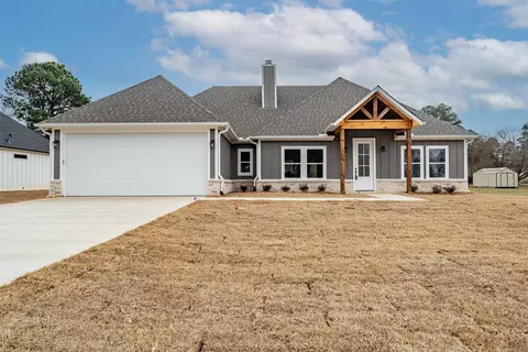 17943 W Lakeview, Troup, TX 75789