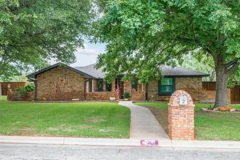 2 Brownstone Ct, Brownwood, TX 76801