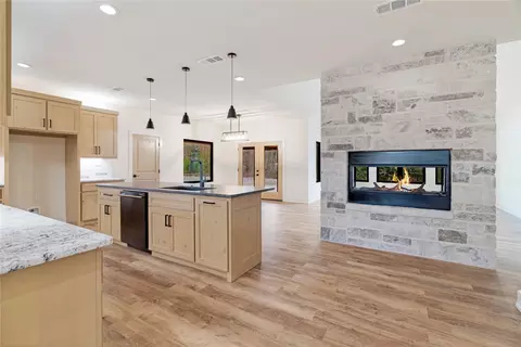 40 Private Road 45855, Blossom, TX 75416