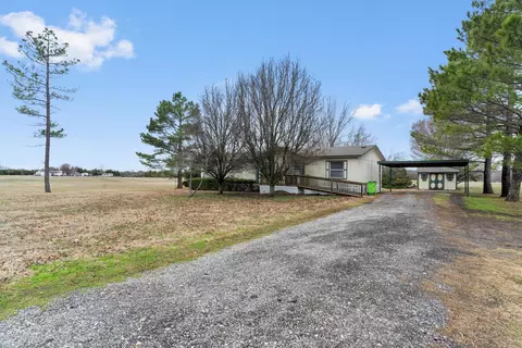 1076 2186 County Rd, Celeste, TX 75423 photo 4