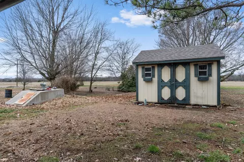 1076 2186 County Rd, Celeste, TX 75423 photo 25