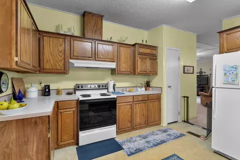 1076 2186 County Rd, Celeste, TX 75423 photo 12