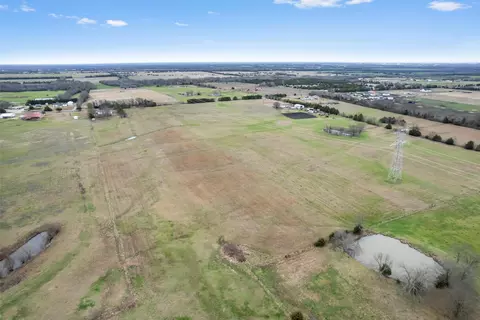 1076 2186 County Rd, Celeste, TX 75423 photo 38