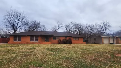 4042 Waldemar St, Abilene, TX 79605