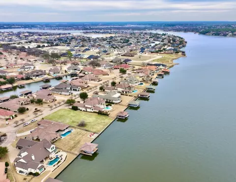 1610 Catalina Bay Ct, Granbury, TX 76048
