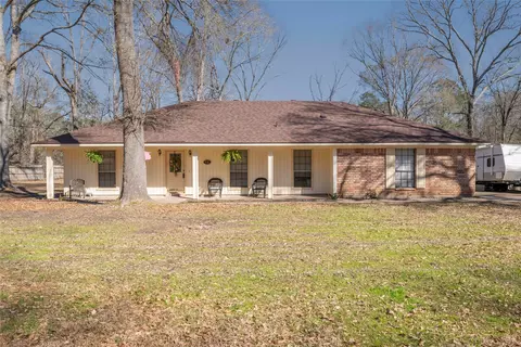 6135 Victoria Ln, Keithville, LA 71047