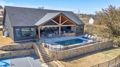 1023 Cardinal Cv, Graford, TX 76449