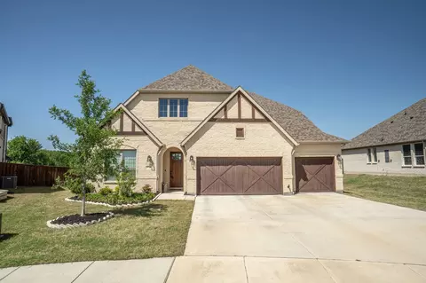 4709 Valley Peak Cv, Roanoke, TX 76262