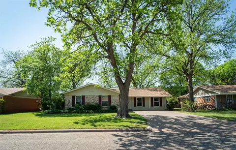 3813 Concord Dr, Abilene, TX 79603