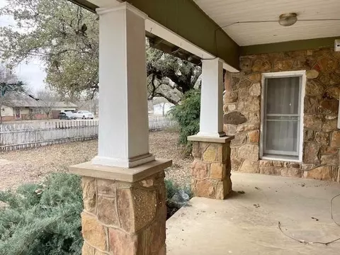 200 N West St, Bangs, TX 76823 photo 3