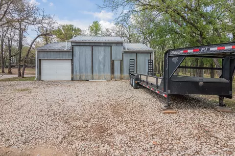 Exterior - 467 County Road 4591, Boyd, TX 76023 photo 8 of 8