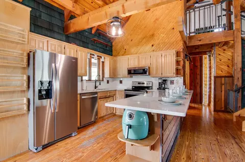 Kitchen - 467 County Road 4591, Boyd, TX 76023 photo 1 of 2