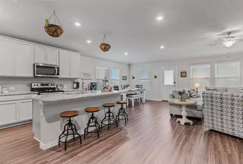 221 Fieldstone Dr, Melissa, TX 75454