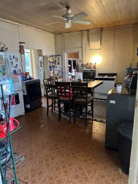 Kitchen - 1001 Trinity St, Cleburne, TX 76031 photo 1 of 1