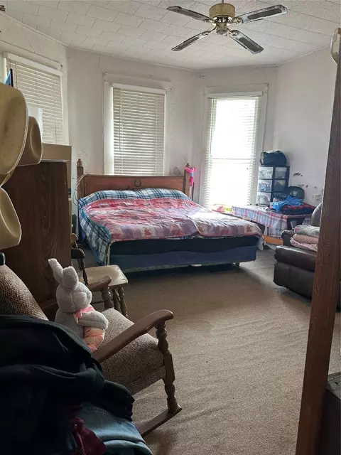 Other - 1001 Trinity St, Cleburne, TX 76031 photo 3 of 4
