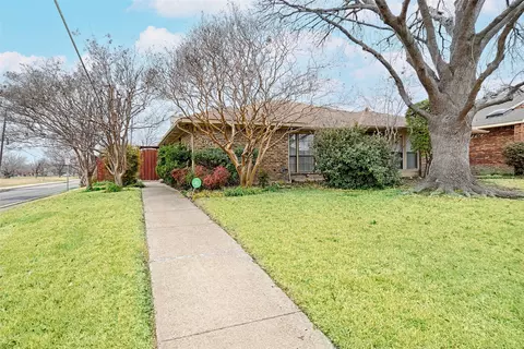 2901 Allister St, Dallas, TX 75229