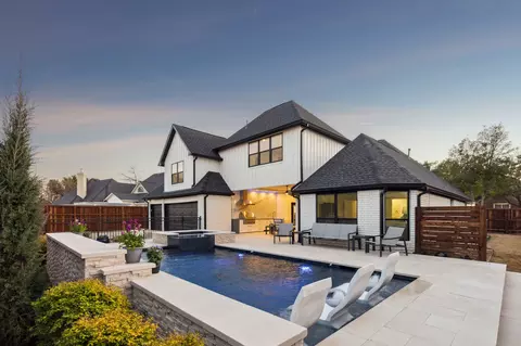 12 Panorama Trl, Trophy Club, TX 76262