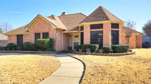 3412 Blossom Dr, Sachse, TX 75048